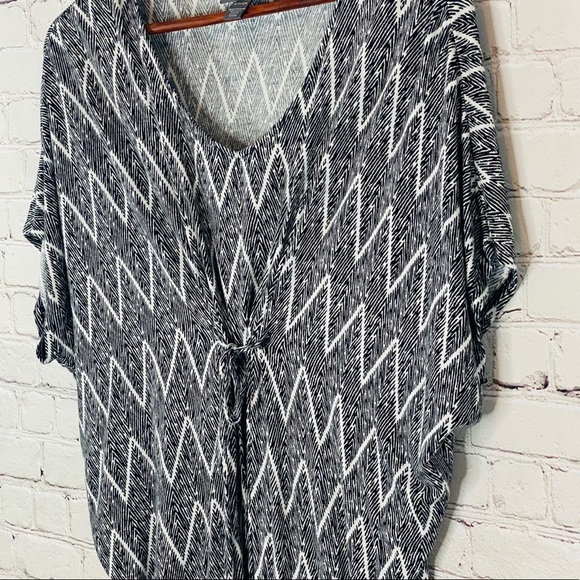 A Pea In The Pod Maternity Short Sleeve Top Small - Picture 3 of 5